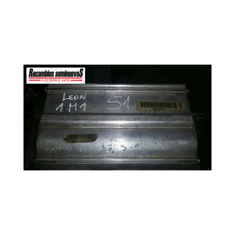 AIRBAG dreapta VOLKSWAGEN GOLF 4 1J0 880 204 K / 1J0880204K1J0 880 204 K / 1J0880204K